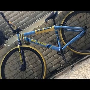 Meet your Posher, Kenneth